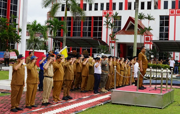 Bupati Kukar Pimpin Apel Gabungan, Tegaskan Komitmen Lanjutkan Program Kukar Idaman Terbaik